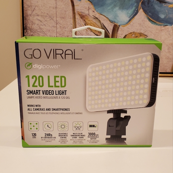 120 LED Smart Video Light - Picture 1 of 5